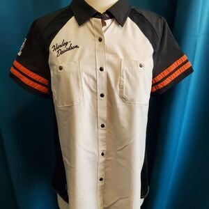 Women's Genuine Harley Davidson Lightweight Button up shirt -L